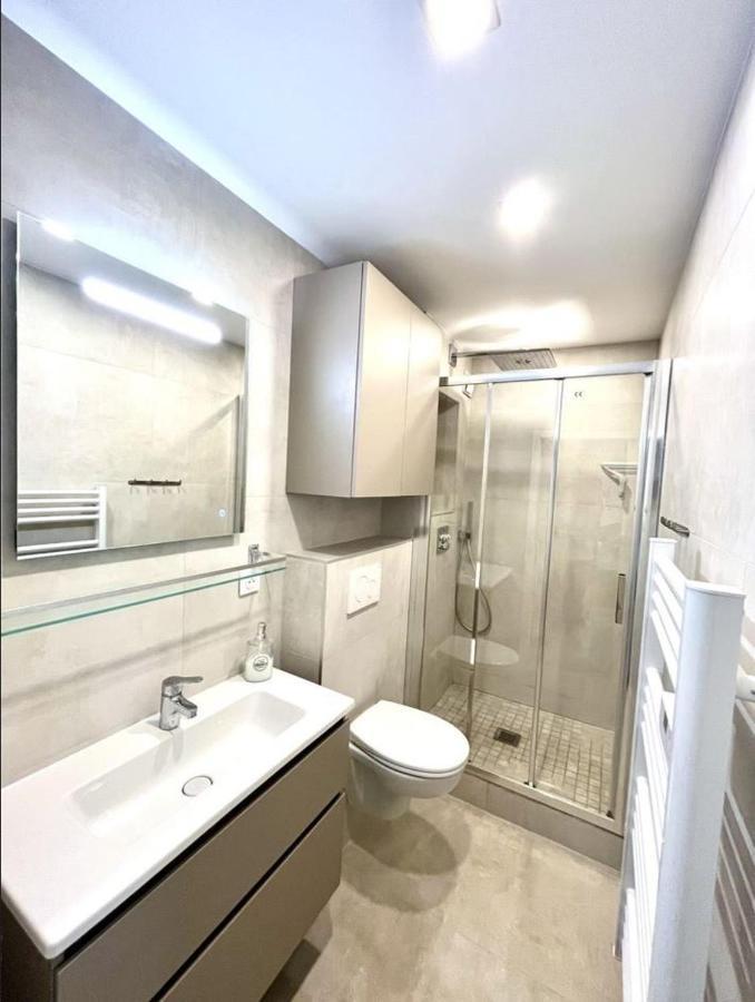 Appartement 3 Pieces, Standing, Centre, 2 Sdb, 2 Wc, Balcon *