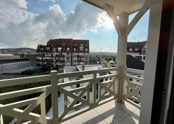 3 Pieces, Standing, Centre, 2 Sdb, 2 Wc, Balcon
