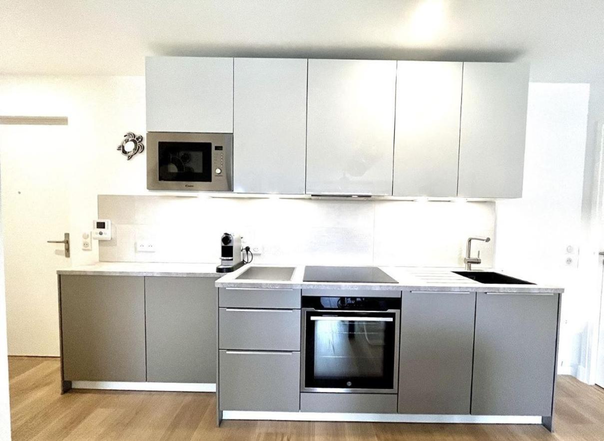 Apartment 3 Pieces, Standing, Centre, 2 Sdb, 2 Wc, Balcon Deauville
